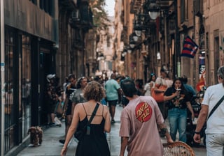 El Raval Barcelona: The Multicultural Neighborhood Guide
