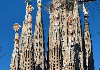 Sagrada Família Towers: Nativity vs Passion vs Jesus