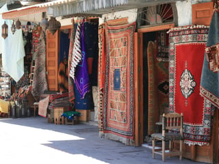 How to Haggle in Moroccan Souks Without Stress