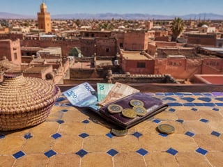 Leftover Dirhams: What to Do Before You Fly Home