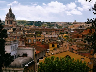 Best Neighborhoods to Stay in Rome, Compared