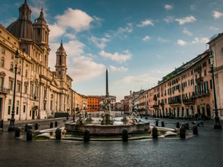Piazza Navona, Step by Step
