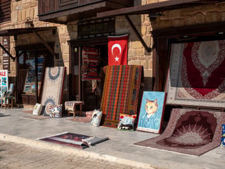 Buying a Rug in Turkey: Export Papers, Shipping and US Customs