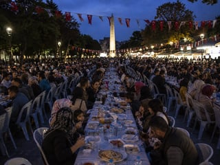 Iftar and Ramadan Dining in Turkey