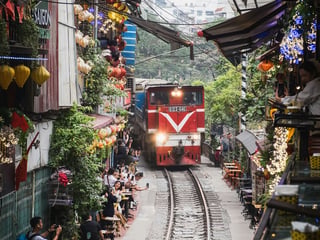Train Street Hanoi: What to Know Before You Go