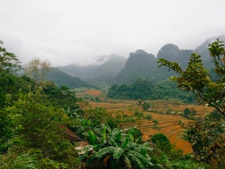 A First Vietnam Itinerary: How to Decide the Shape