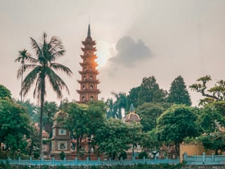 Temples and Pagodas in Vietnam: What You Are Looking At