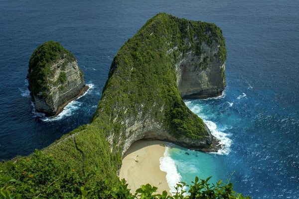 Nusa Penida: Day Trip or Overnight?