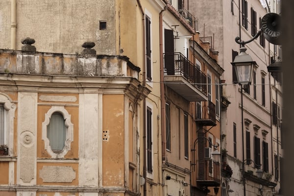 Should You Rent a Car in Rome? (Usually No)