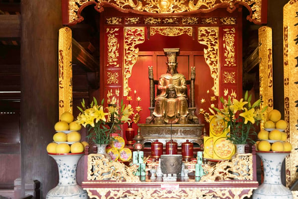 Funeral Tents, Altars and Ghost Money: What You Are Seeing on a Vietnamese Street