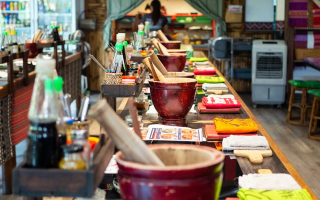 Should You Take a Thai Cooking Class?