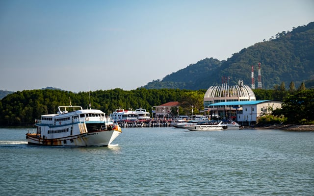 Thailand's Ferries: How to Get to the Islands