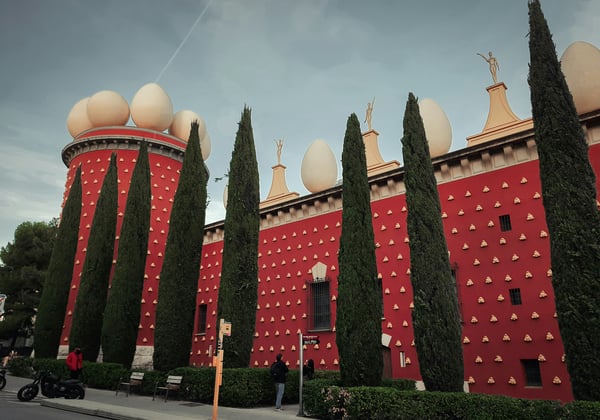 Figueres & the Dalí Museum: Day Trip from Barcelona