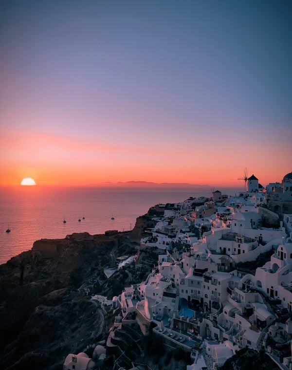 The Best Things to Do in Santorini