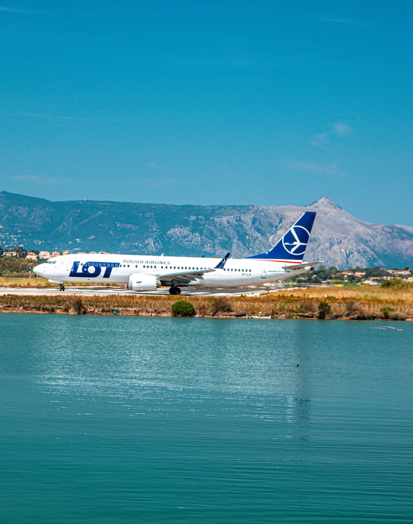 Domestic Flights in Greece: When to Fly Instead of Ferry