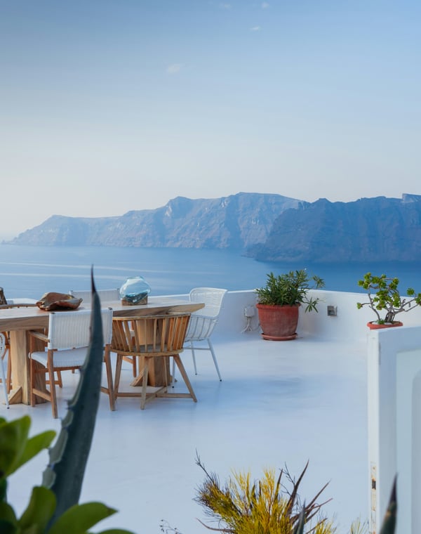 Where to Stay in Santorini: Oia vs Fira vs the Rest