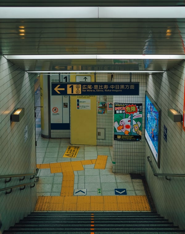 How to Navigate Japanese Train Stations