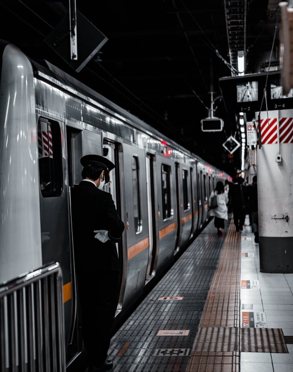 Tokyo Subway and Train System Explained