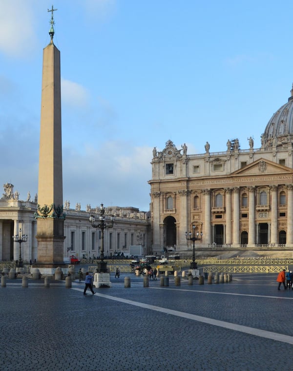 Papal Audiences & St. Peter's Square, Explained