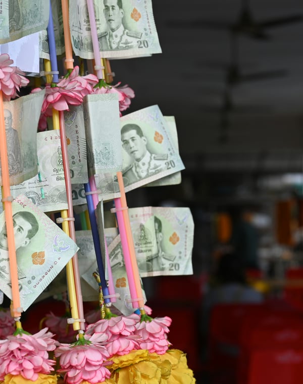 Money in Thailand: Cash, Cards, ATMs, and Tipping