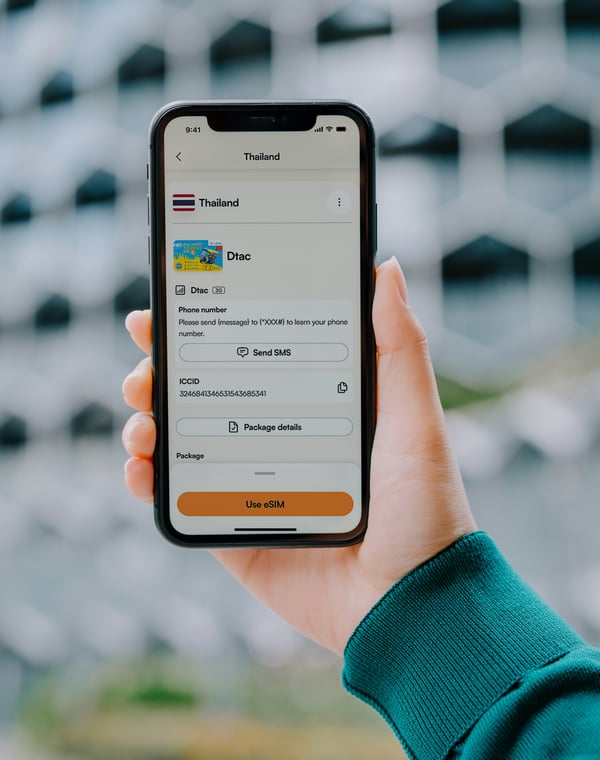 Staying Connected in Thailand: WiFi, Data, and Apps to Download