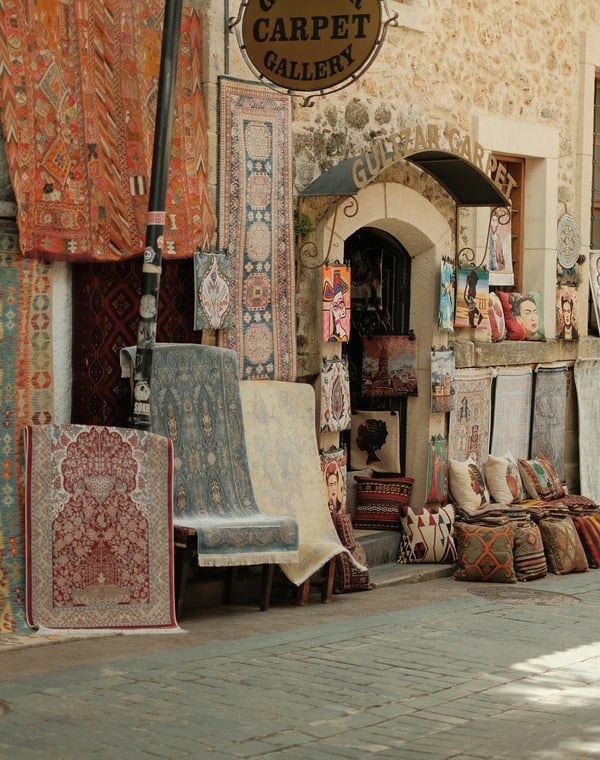 How to Buy a Turkish Rug Without Getting Scammed