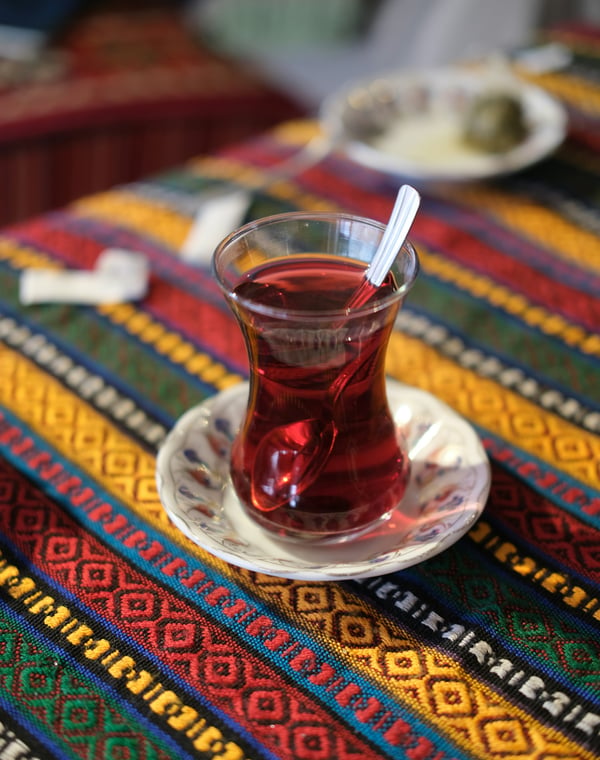Turkish Tea, Coffee & Raki: A Drinks Guide