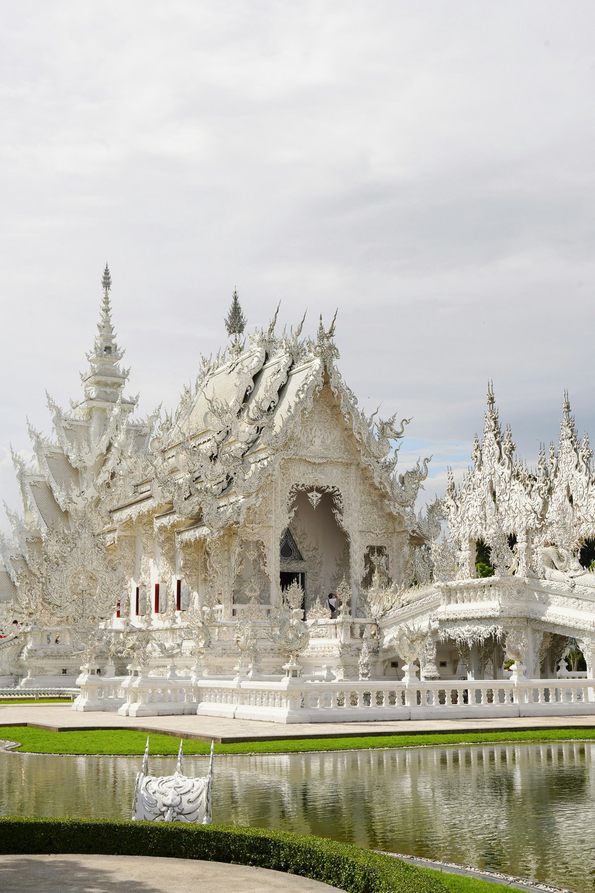 Chiang Rai's White Temple or Doi Suthep's golden chedi