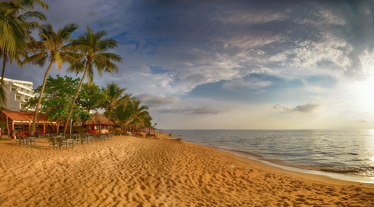 Sunset behind the palms at Long Beach on Phu Quoc