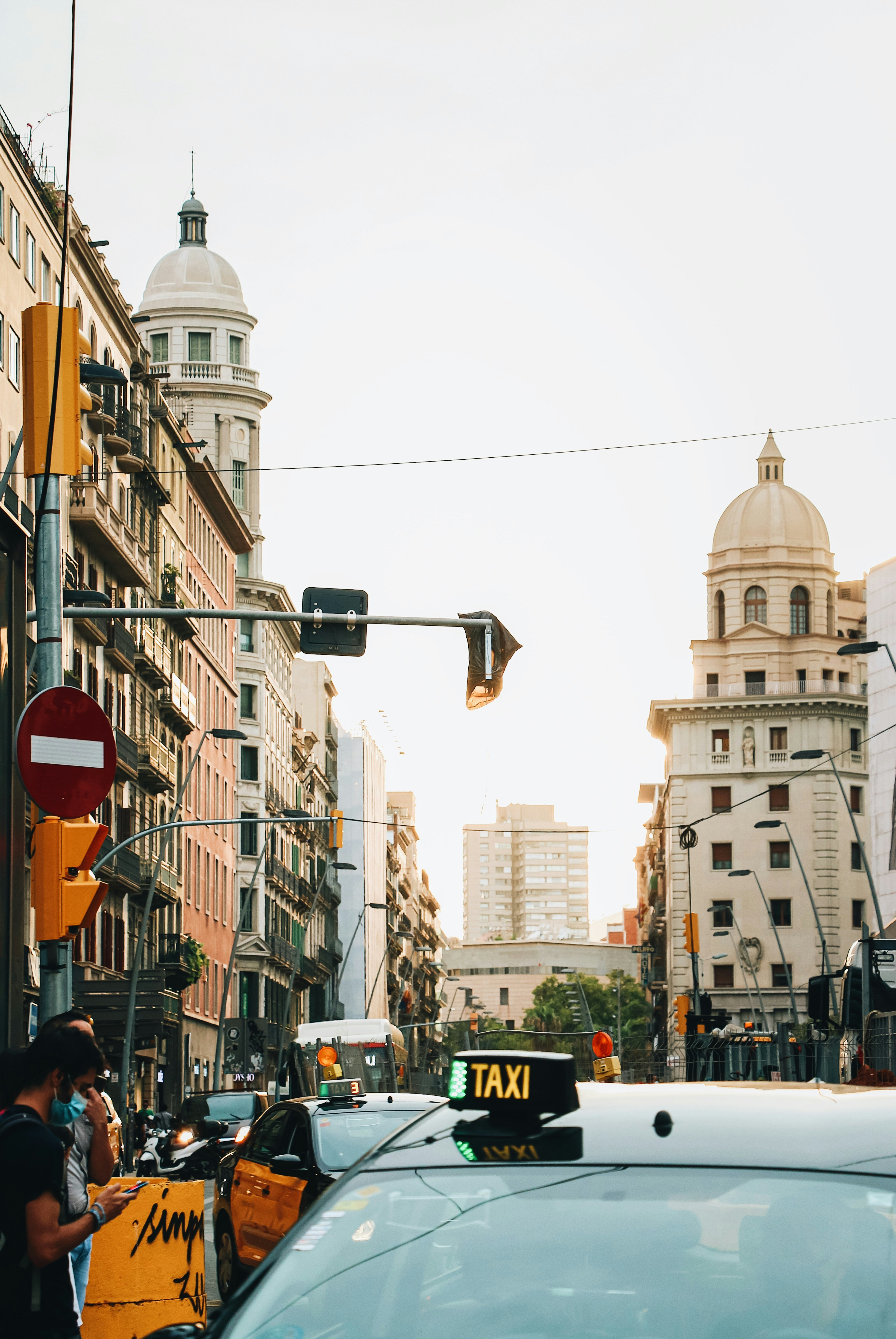 A phone showing a taxi app, or a Barcelona taxi rank